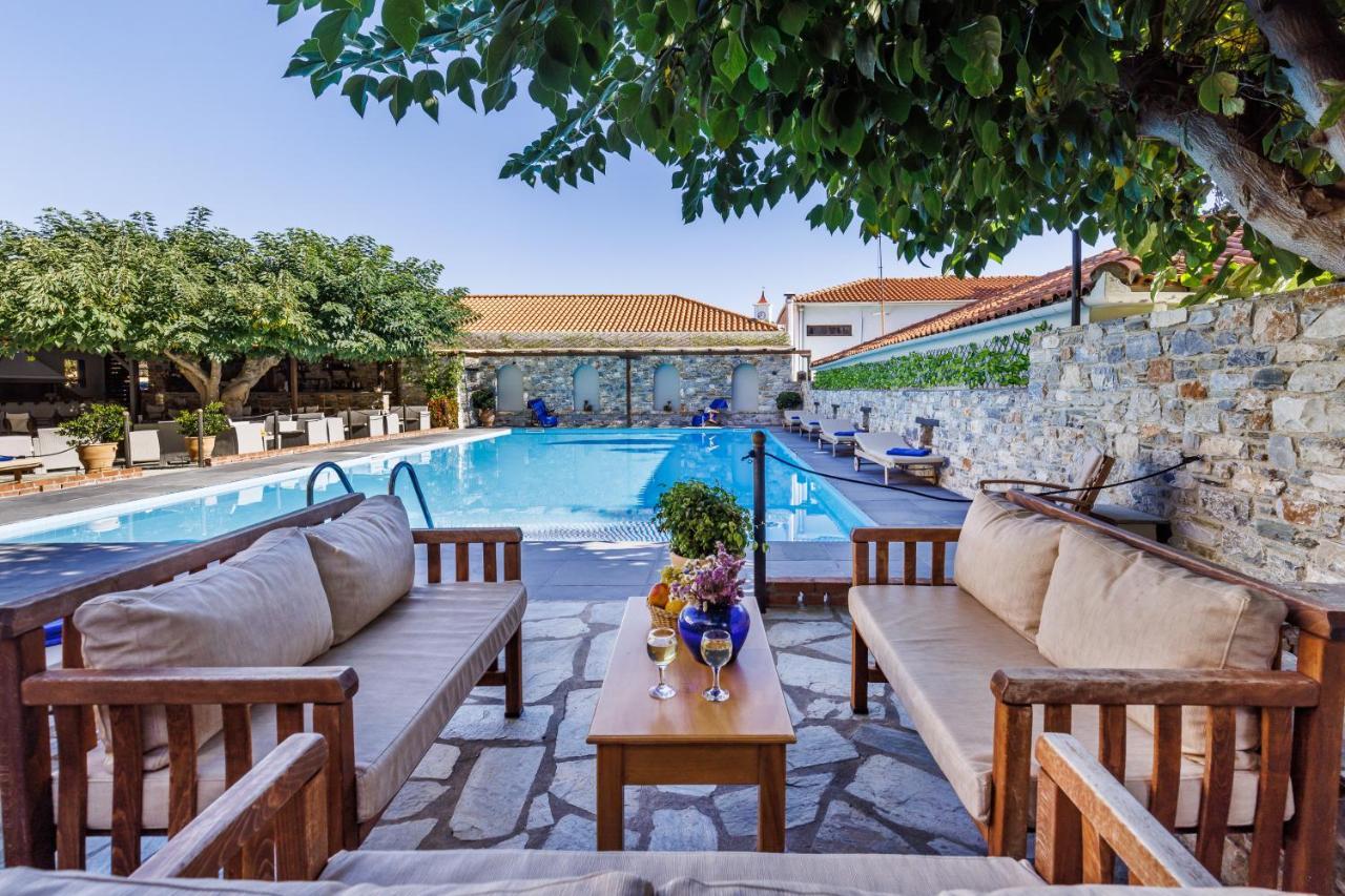 Ionia Hotel Skopelos Town Exterior photo