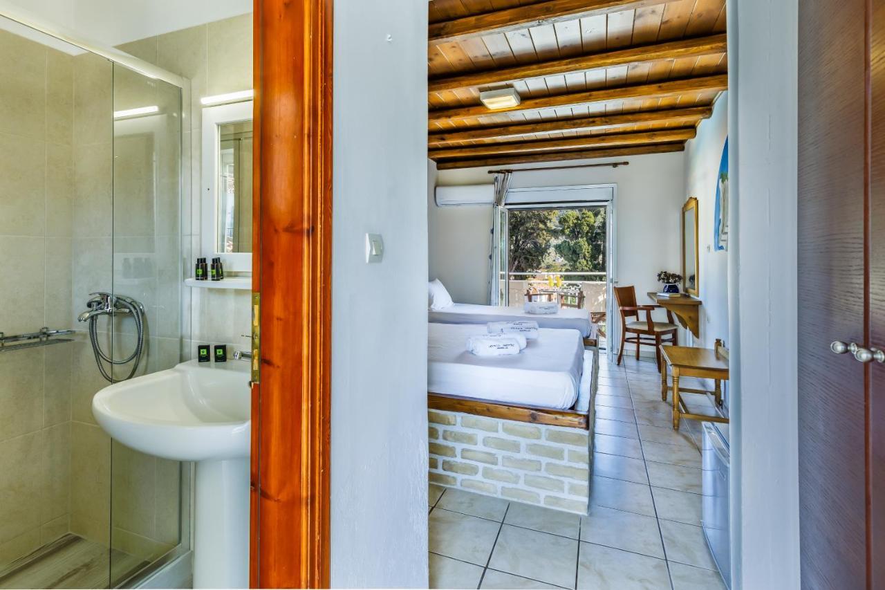 Ionia Hotel Skopelos Town Exterior photo