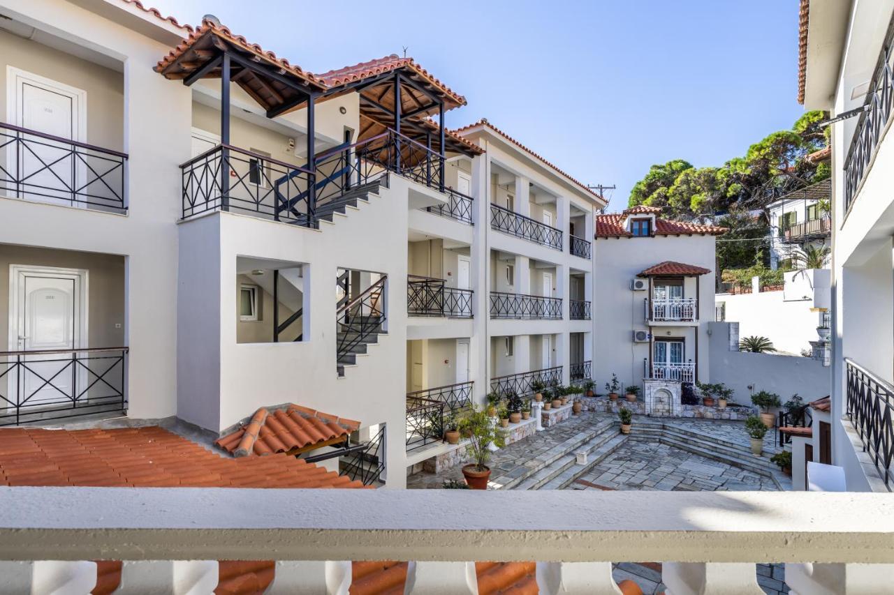 Ionia Hotel Skopelos Town Exterior photo