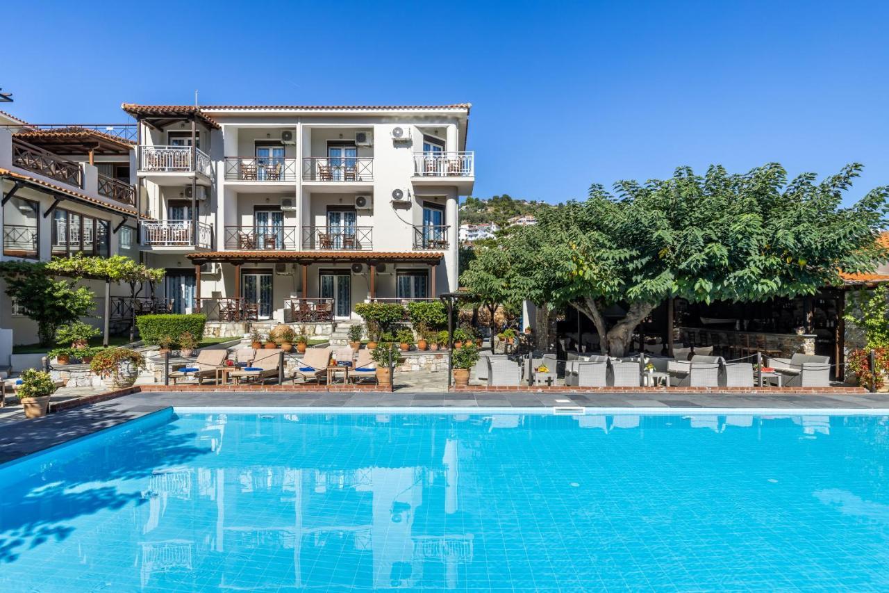 Ionia Hotel Skopelos Town Exterior photo
