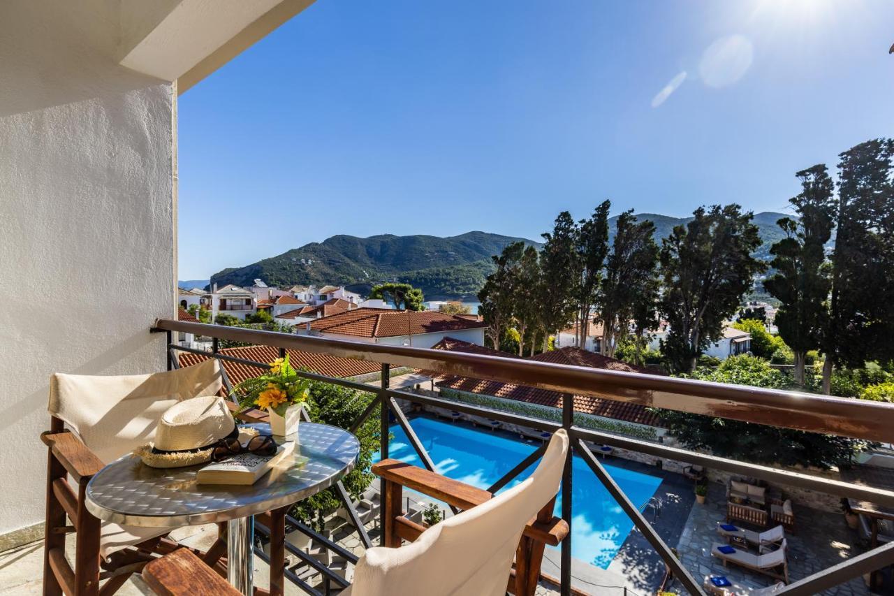 Ionia Hotel Skopelos Town Exterior photo