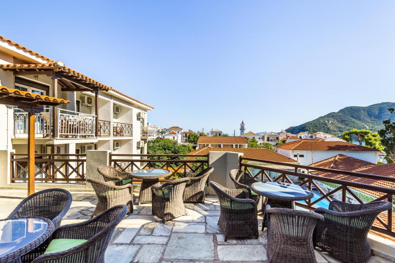 Ionia Hotel Skopelos Town Exterior photo