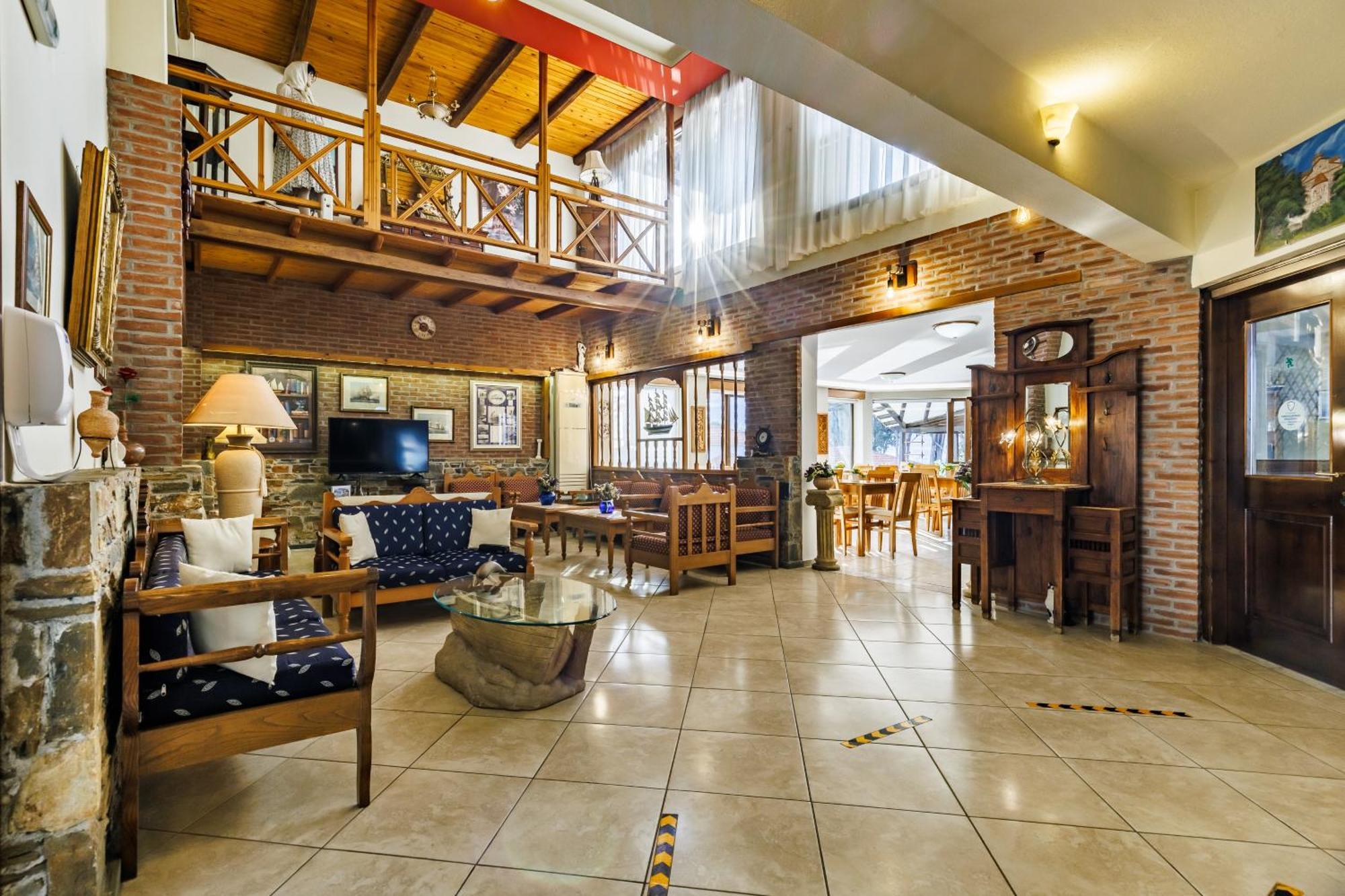 Ionia Hotel Skopelos Town Exterior photo