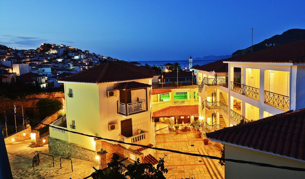 Ionia Hotel Skopelos Town Exterior photo