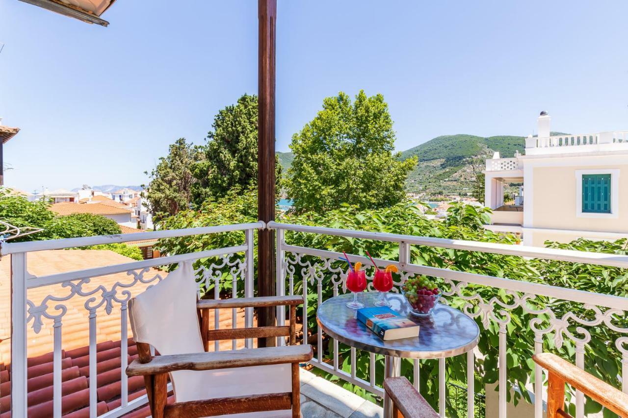 Ionia Hotel Skopelos Town Exterior photo